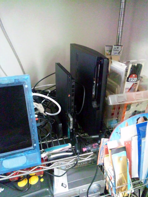 PS2とPS3を並べてみた